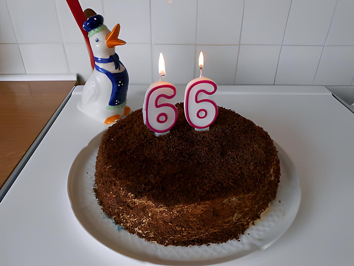 recette Gâteau d'anniversaire à la crème mousseline revisitée à ma façon.