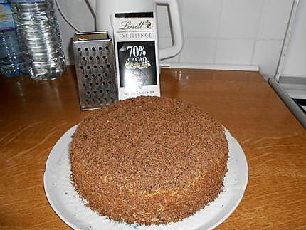 recette Gâteau d'anniversaire à la crème mousseline revisitée à ma façon.