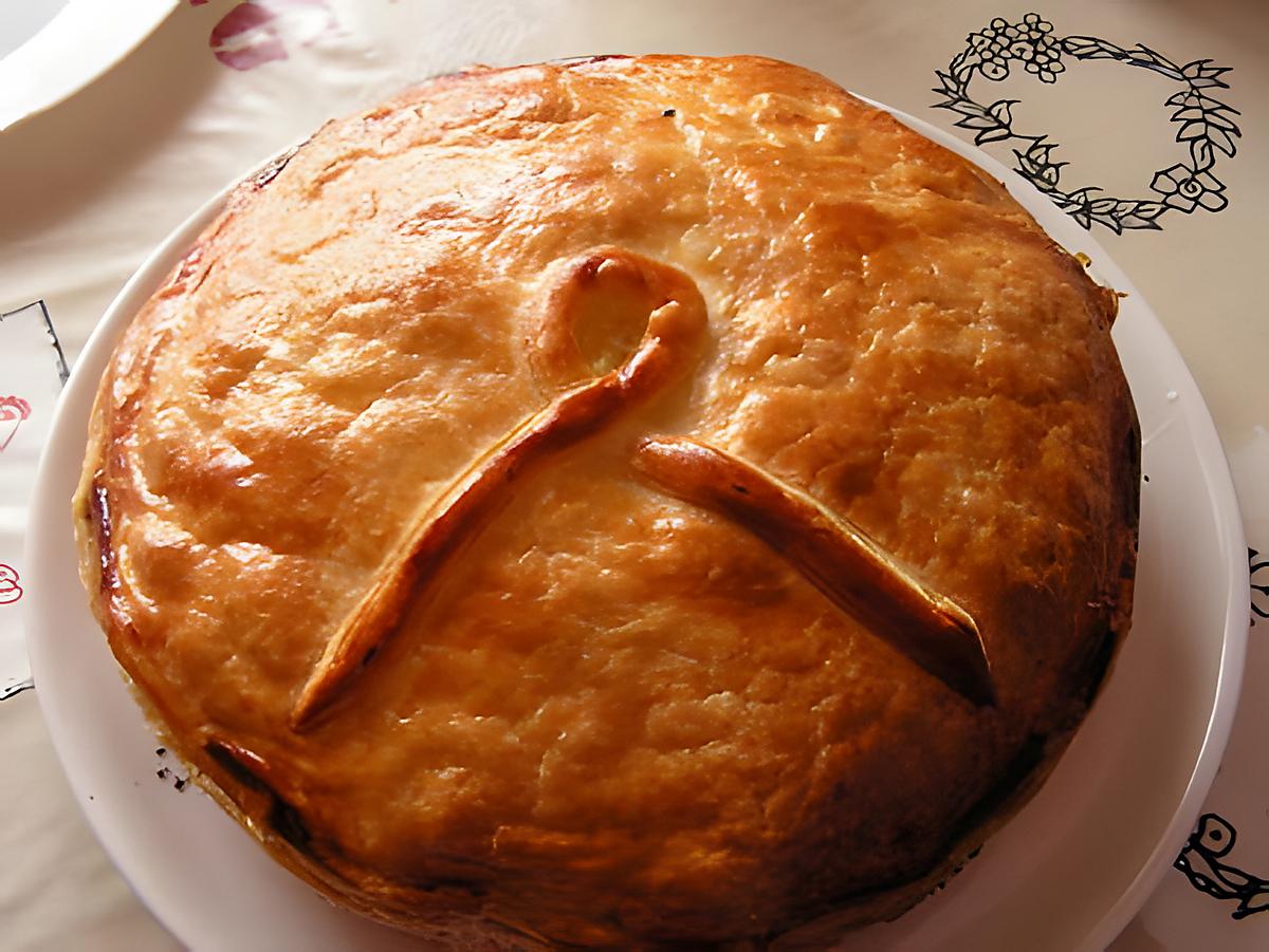 recette Tourte aux pommes de terre et saucissesde Toulouse