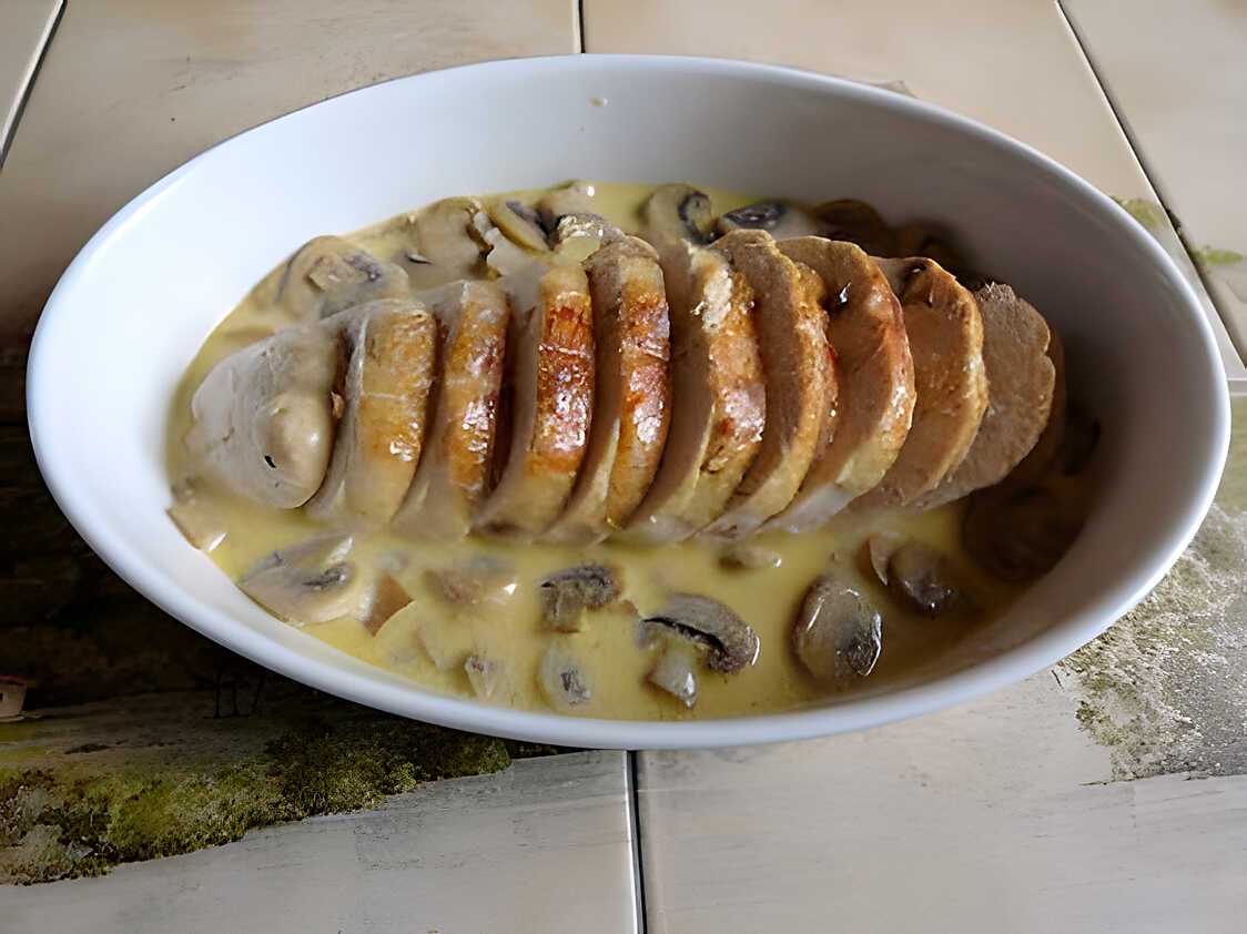 Recette de Rôti de dinde sauce crème, calvados, cidre, champignons
