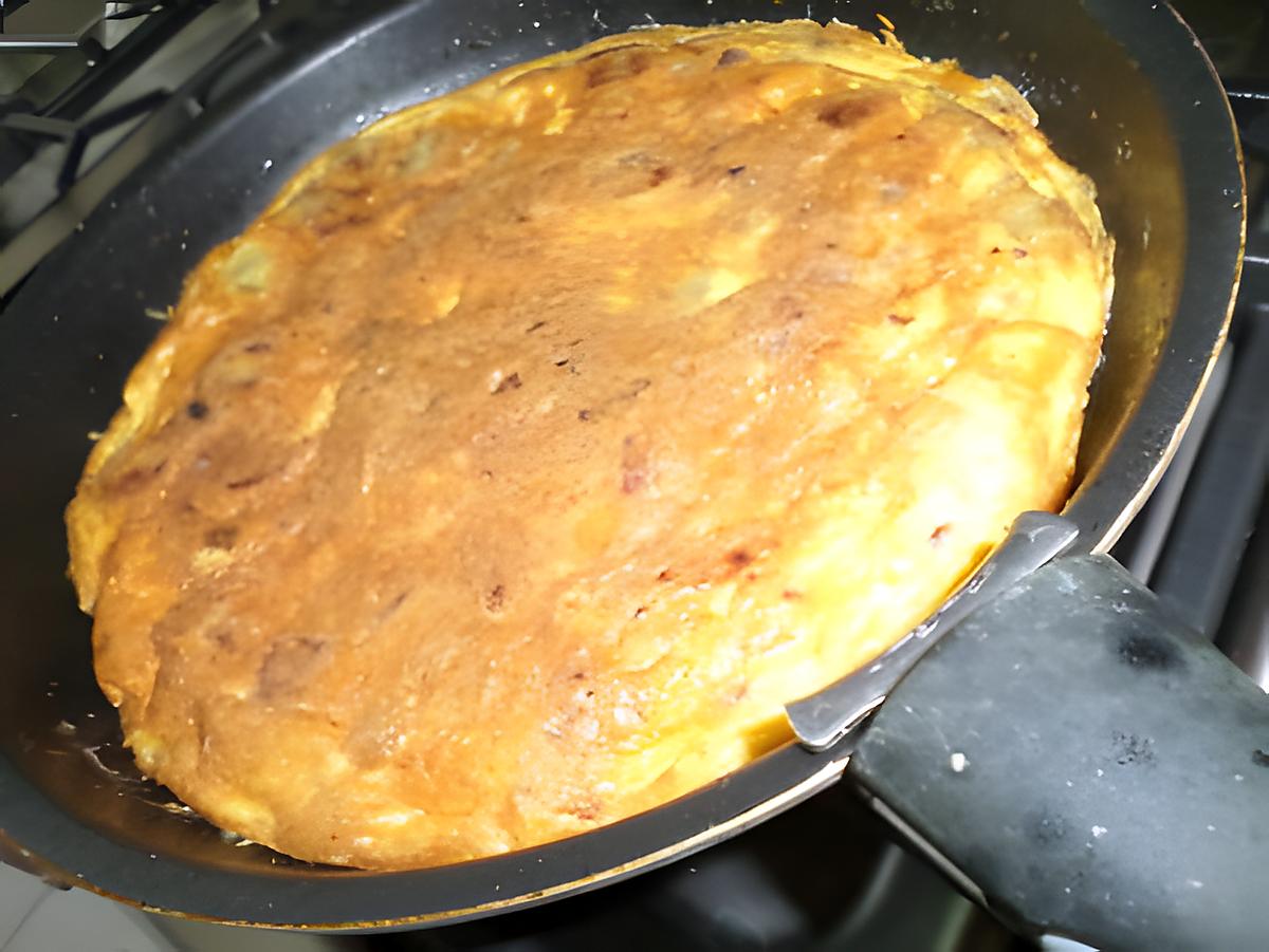 recette Omelette de pommes de terre et coulommiers
