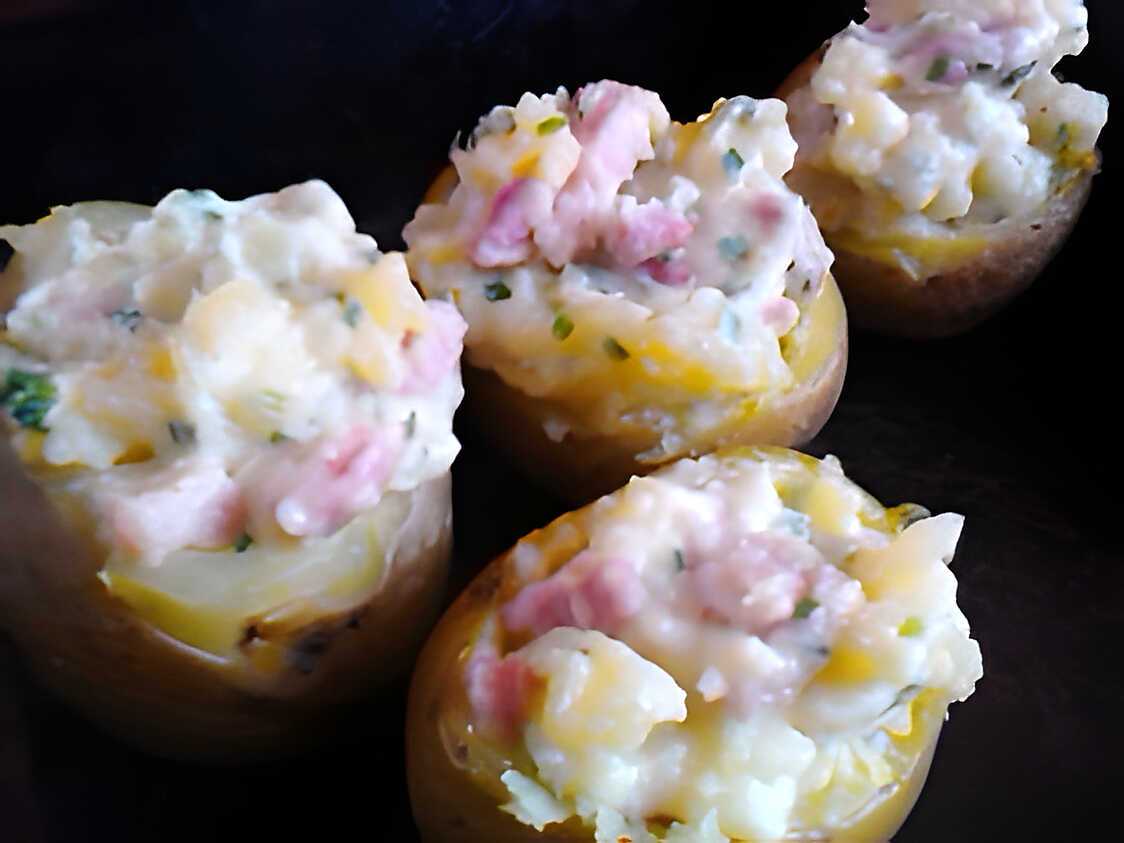 Pomme De Terre Farcie Au Fromage