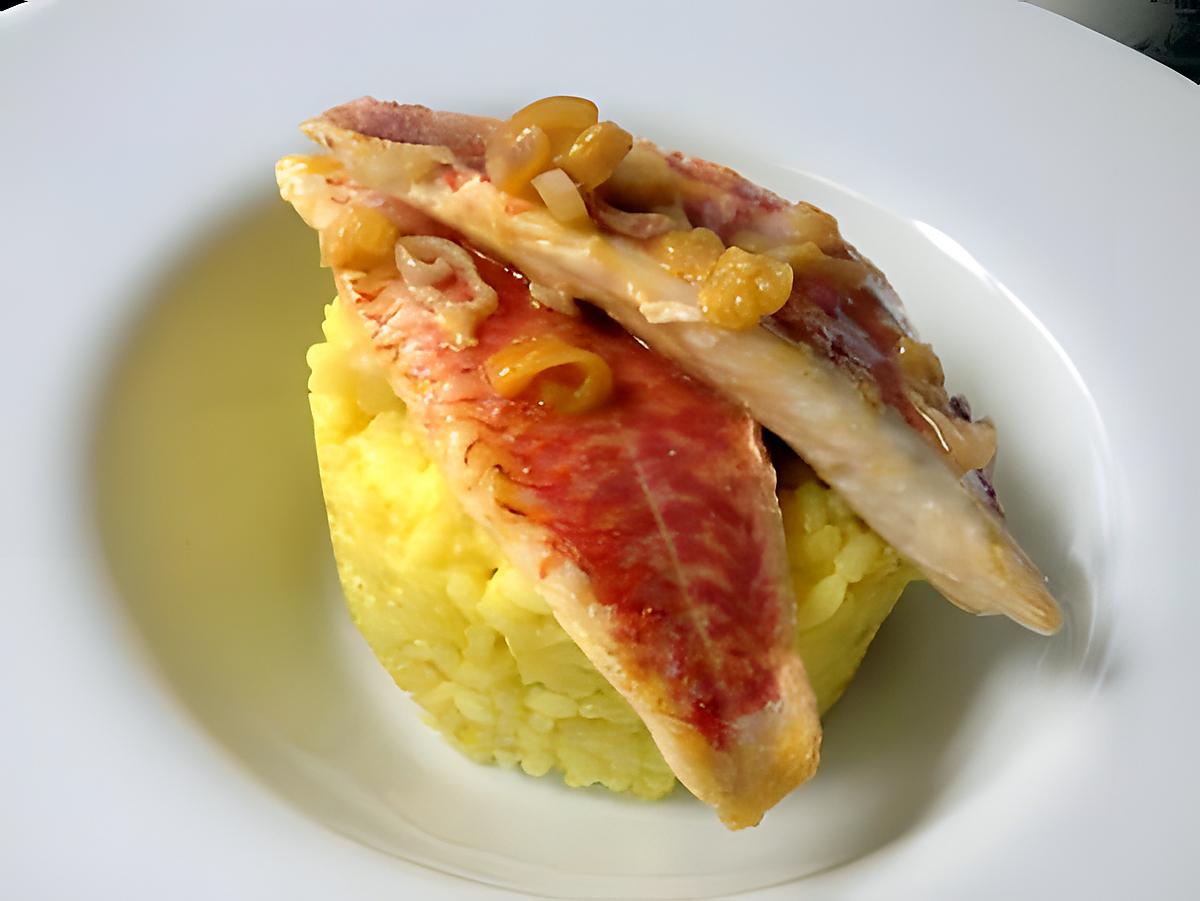 recette Filets de rouget caramélisés au vinaigre de mangue, risotto safrané