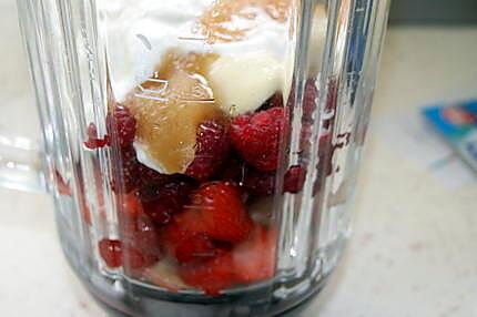 recette Smoothie banane,framboises,fraises,poire