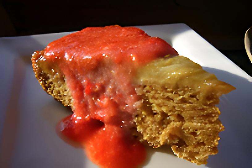 recette Gateau tatin à la rhubarbe et son coulis de fraises