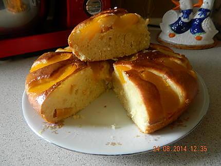 recette Gâteau minute aux pêches ( inspirée du gâteau de rosinette )