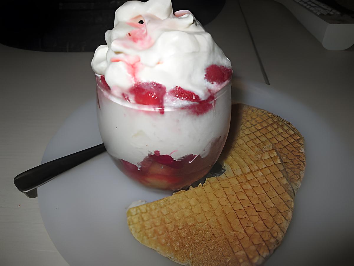 recette verrine fruits rouge  chantilly