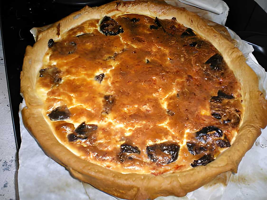 Tarte salée aux pruneaux