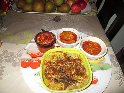 recette gratin   courgette spaghetti ; salade tomate;;; soubressade, longanisse