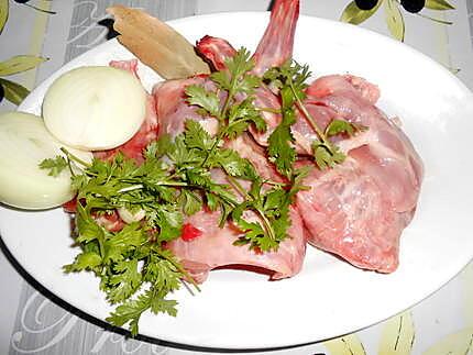 recette PATTES DE LAPIN A LA CORIANDRE