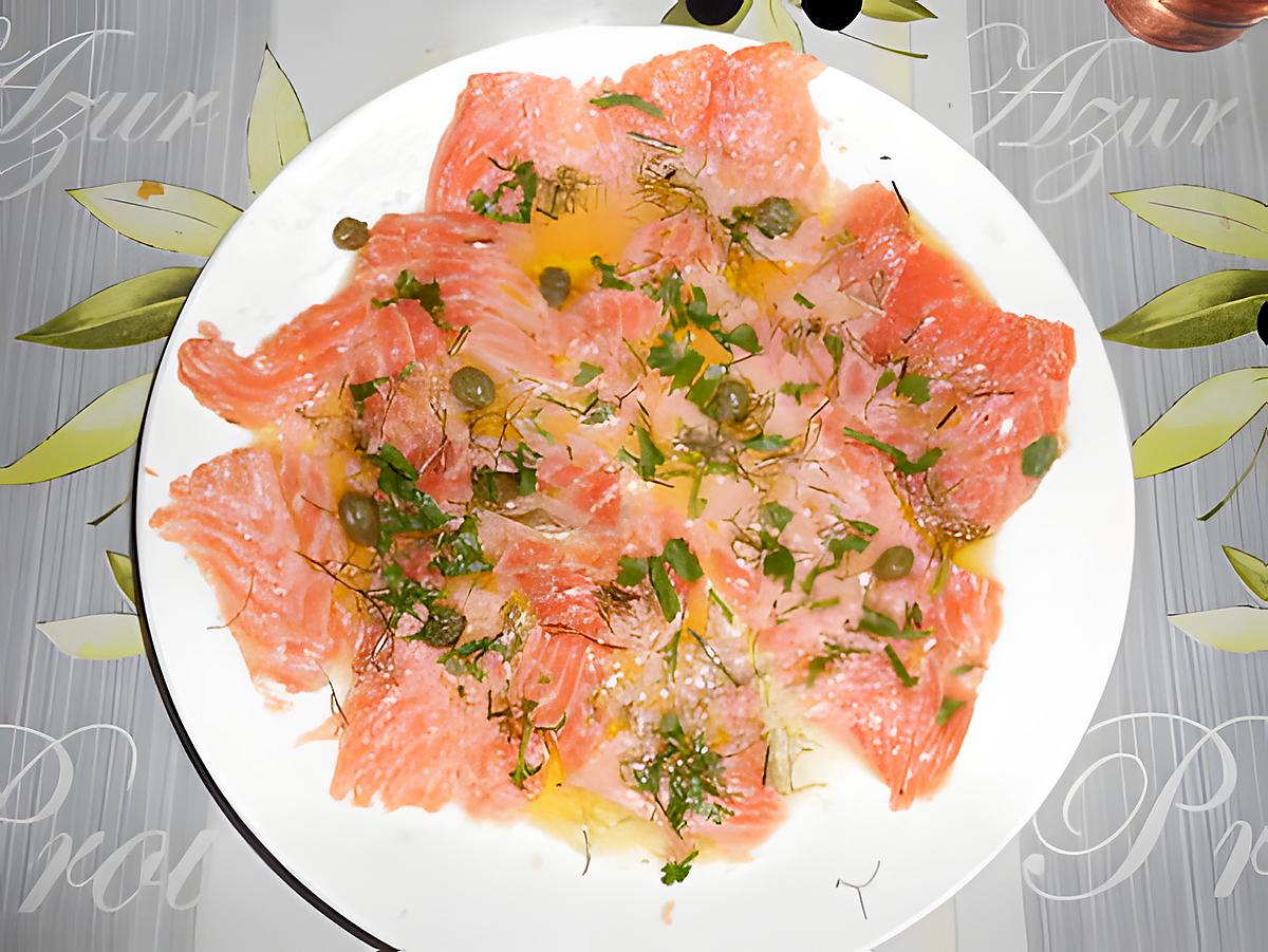 recette UN SIMPLE PETIT CARPACCIO DE SAUMON