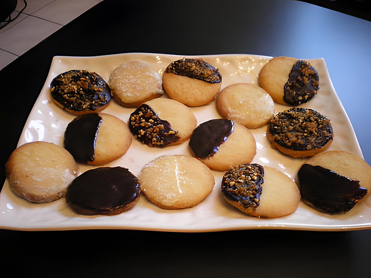 recette biscuits sablés amande / chocolat