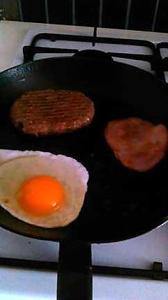recette The Egg Burger (hamburger bacon oeuf)