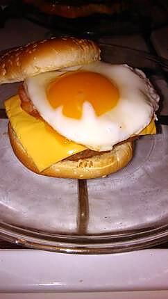 recette The Egg Burger (hamburger bacon oeuf)