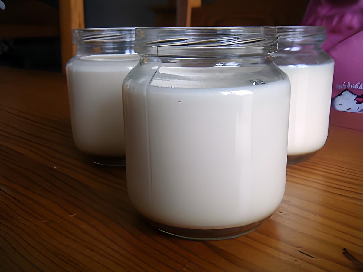 recette yaourt a la vanille sur lit de caramel