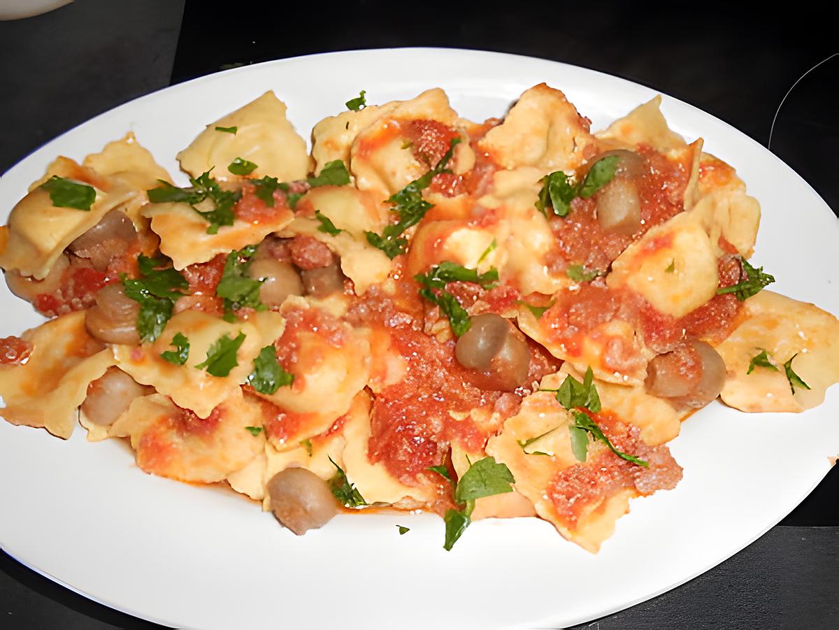 recette RAVIOLI AUX QUATRE FROMAGES A LA BOLOGNAISE