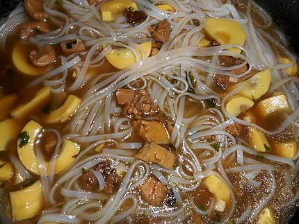 recette Soupe vietnamienne au canard et pousses de bambou