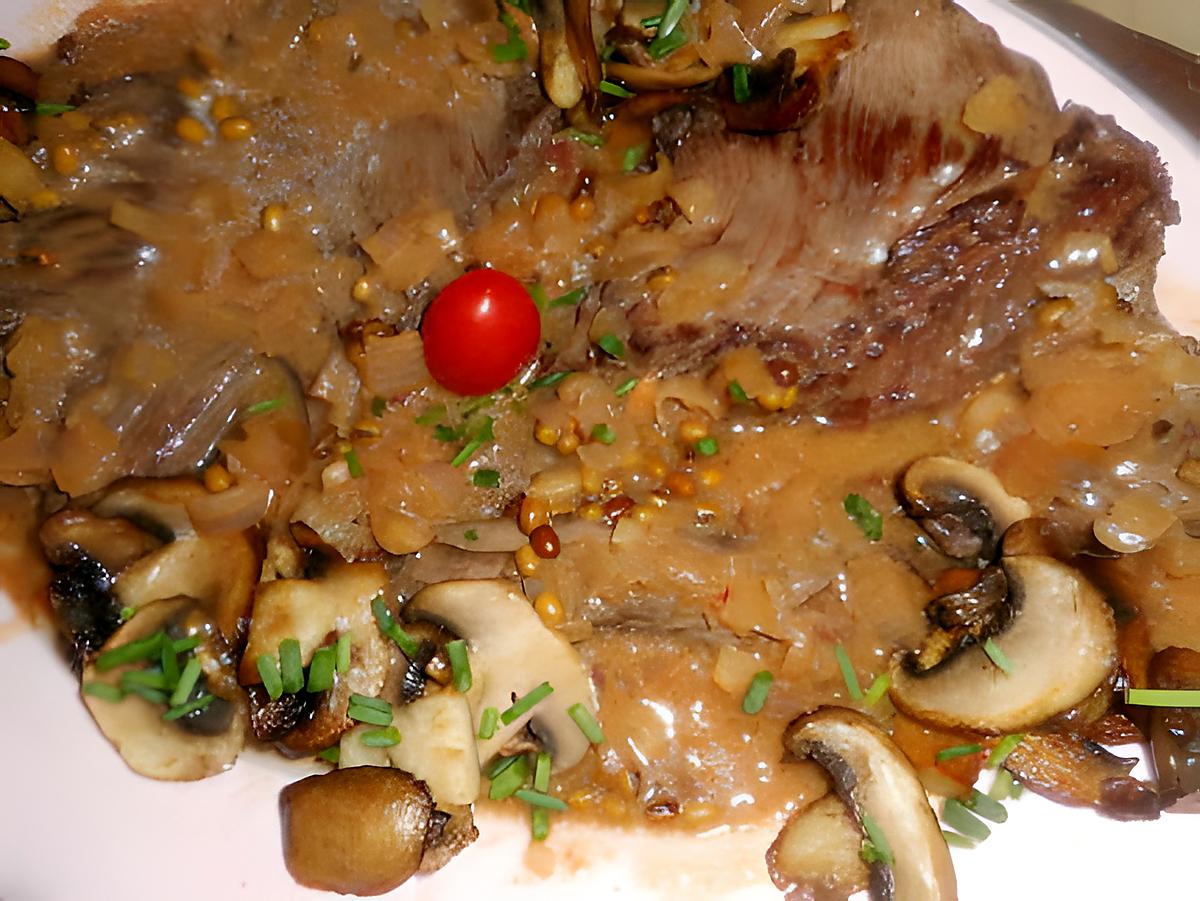 recette Onglet au poivre vert et aux champignons