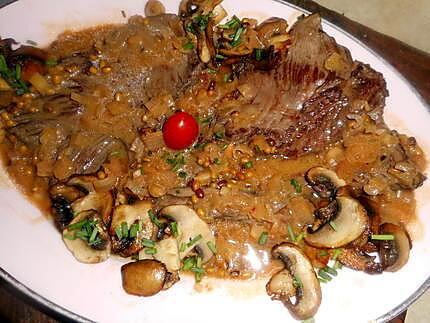 recette Onglet au poivre vert et aux champignons