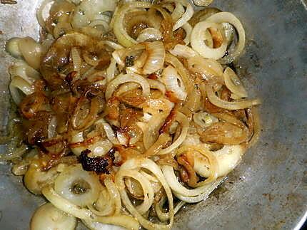 recette Brasse de saucisses grillée sur un lit d oignon
