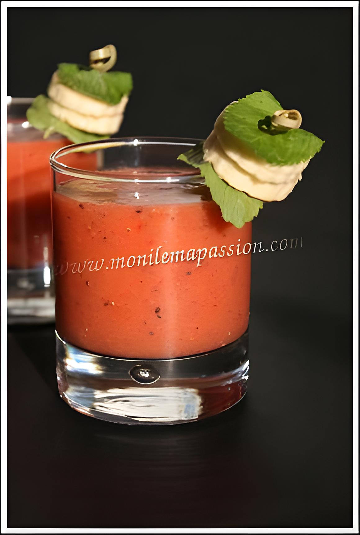 recette Smoothie Kiwis, pommes, banane, fraises, menthe