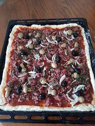 recette Pizza à la viande hachée