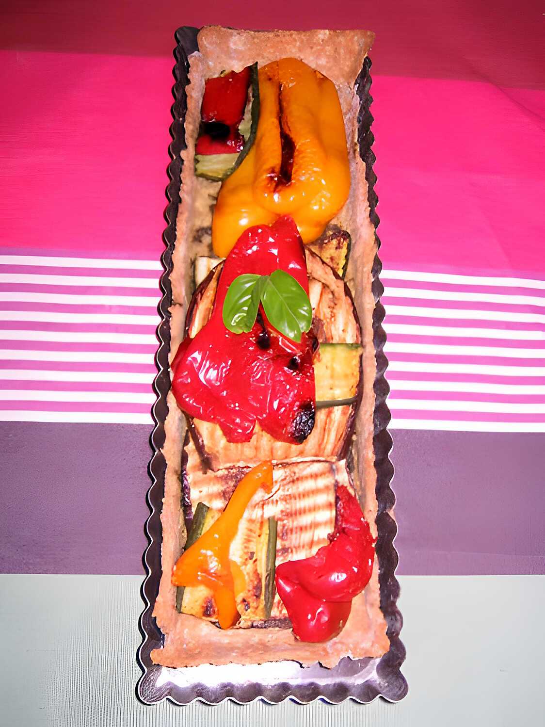 Tarte aux légumes grillés et pesto