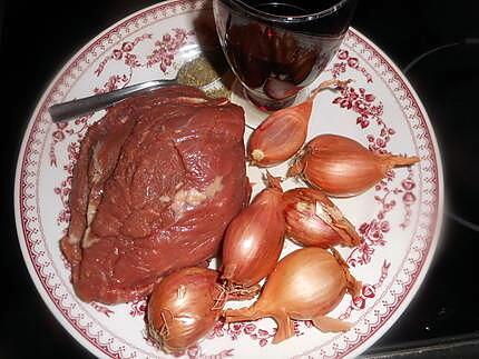 recette Steak dans la poire aux échalotes confites