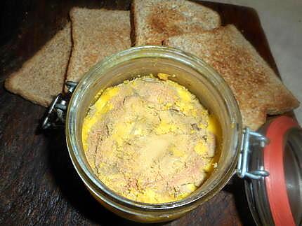 recette Manchons de canard confits et toasts au foie gras
