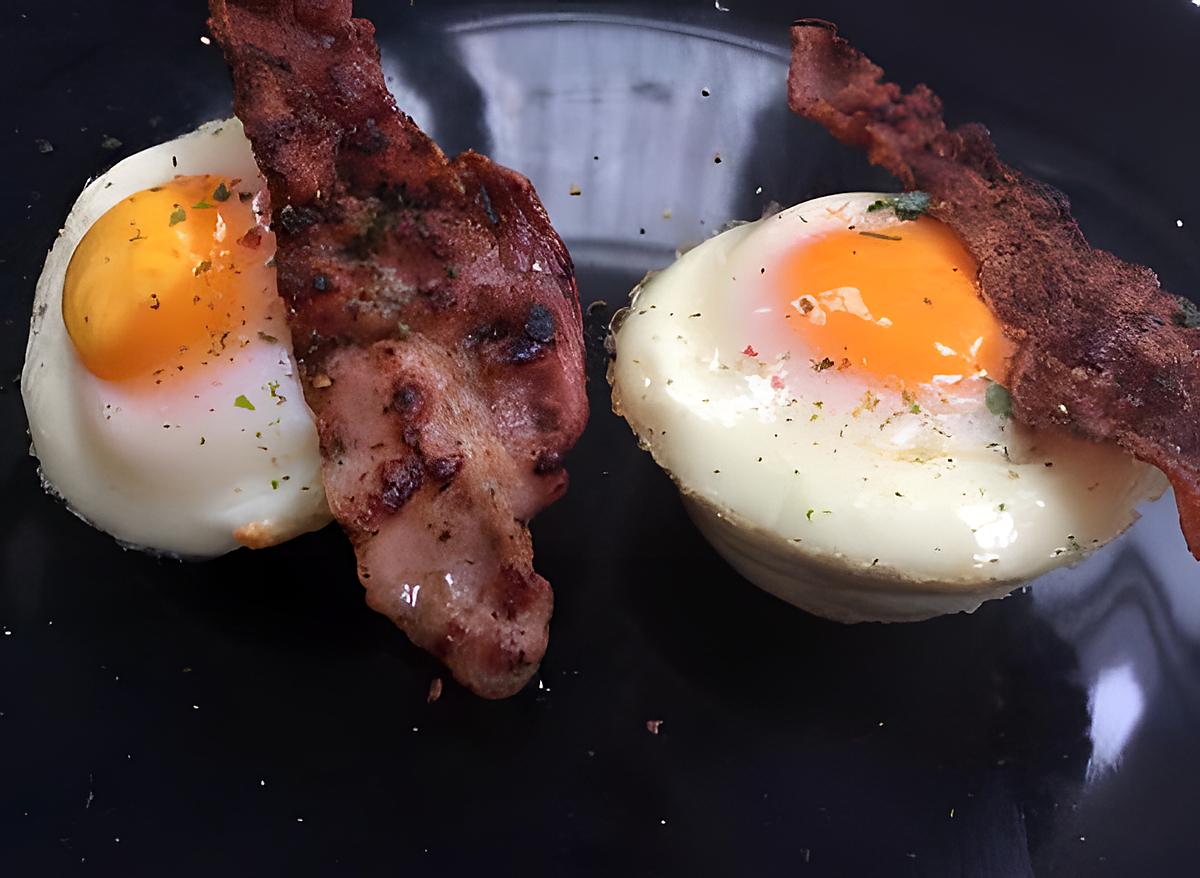 recette oeufs au four et lard grillé