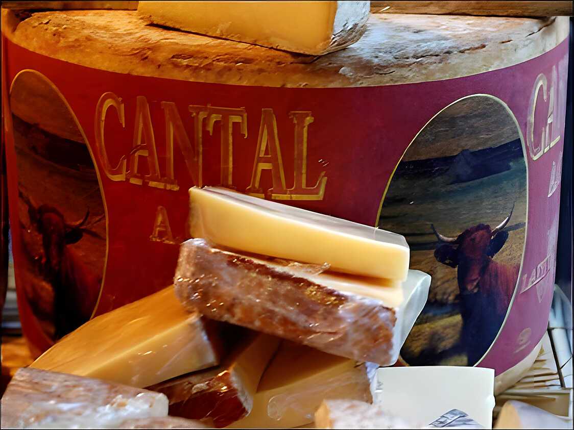 Recette de Pommes de Terre Fromagère au Cantal