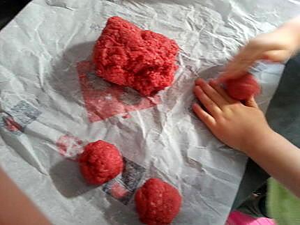 recette Boulettes de Boeuf à la sauce tomates