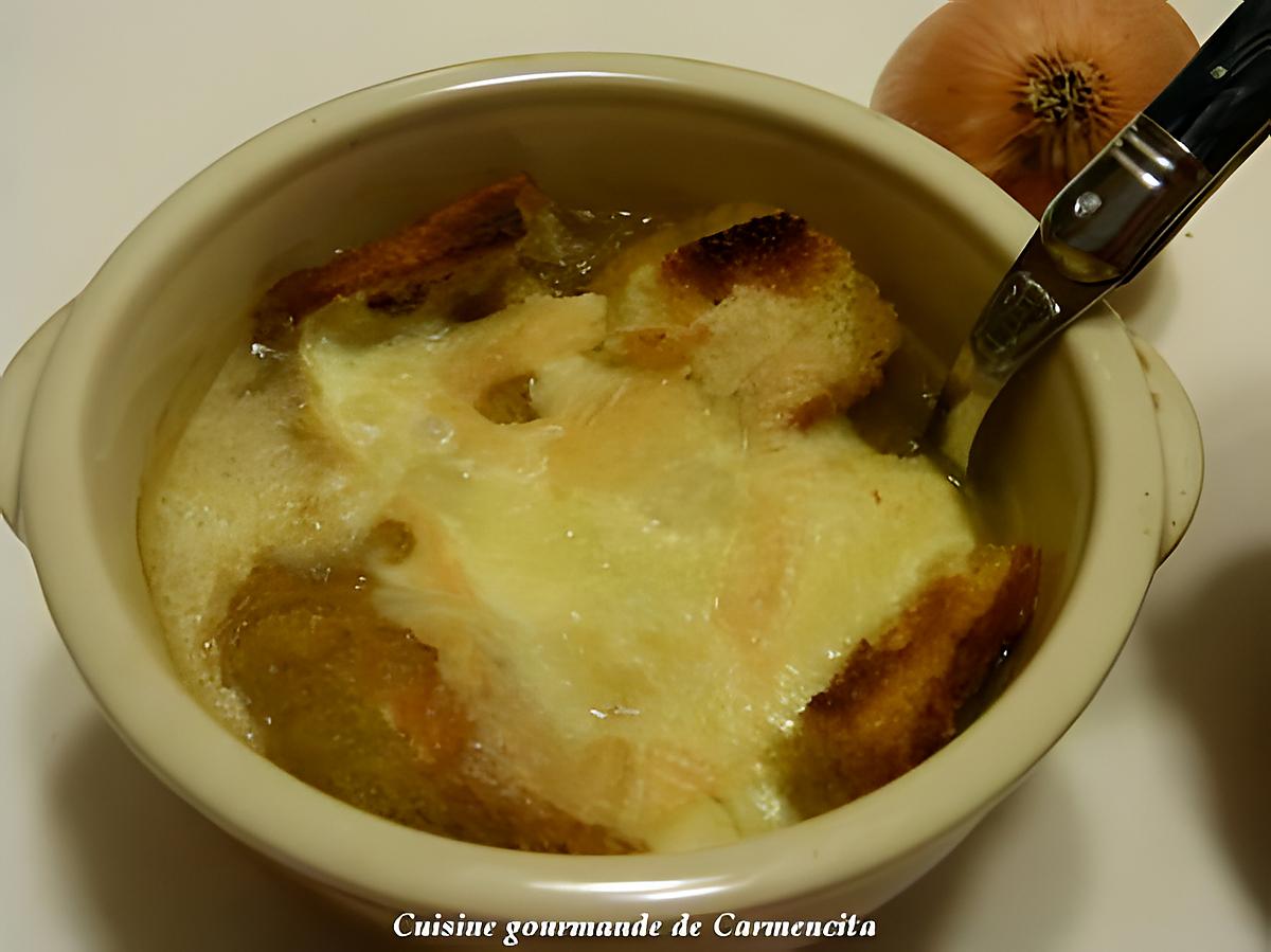 recette Soupe gratinée à l'oignon et au Munster