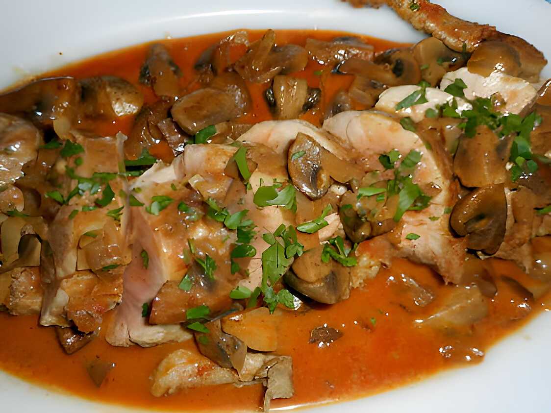 Filet mignon de porc au paprika fumé et aux champignons de paris