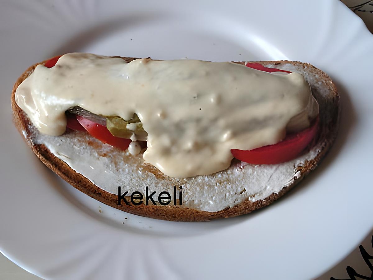 recette Tartine au St Môret, maroilles et tomates