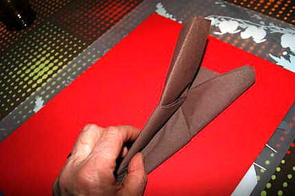 recette Pliage de serviette en botte de lutin