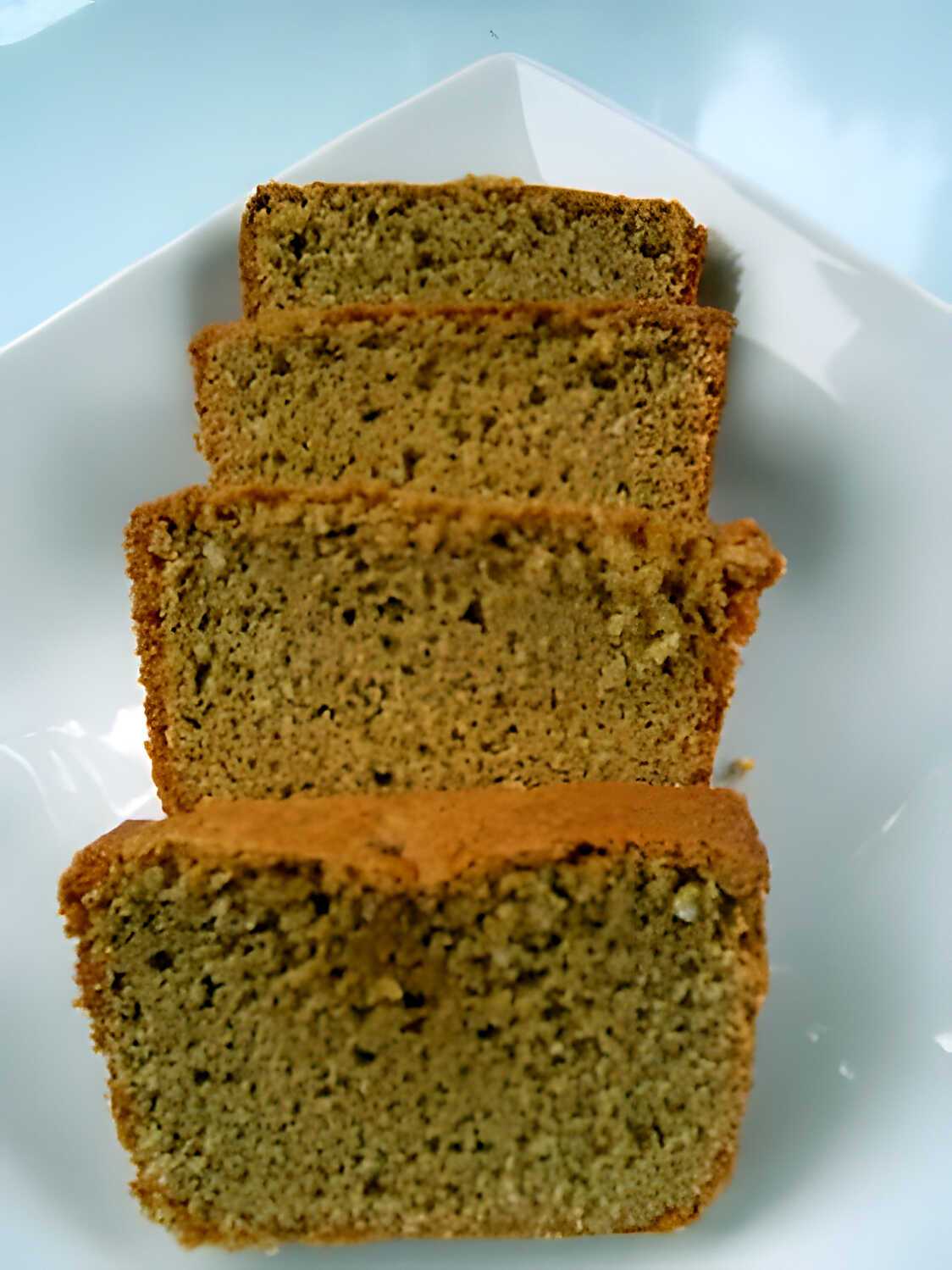 Cake au kamut et pâte de noix de coco