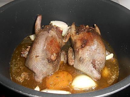 recette PIGEONS ROTIS EN COCOTTE