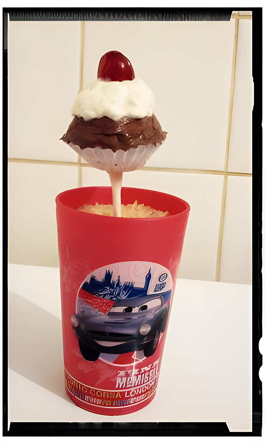 recette cake pops façon cupcakes ( noisette- mousse chocolat )