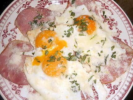 recette oeufs bacon,parmesan et estragon