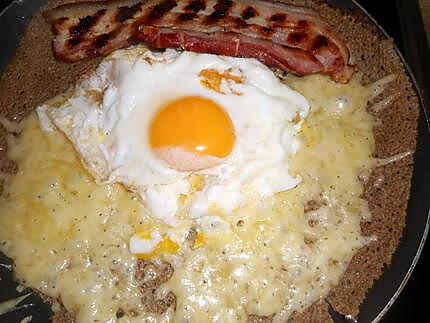 recette Galette au lard,oeuf fromage