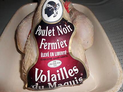 recette POULET ROTI FARCI AUX FOIES DE VOLAILLE