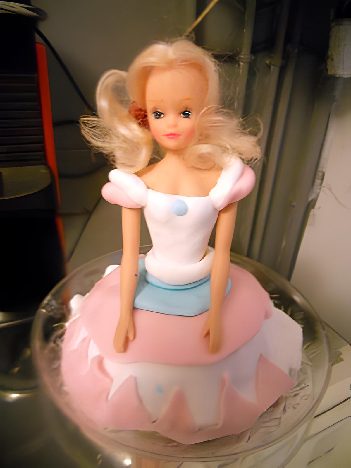 recette Gateau Barbie Princesse mug cake nutella pour les 7 ans de notre fille