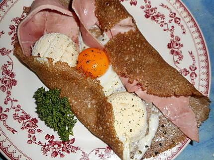 recette Galette jambon,oeuf,fromage de chevre