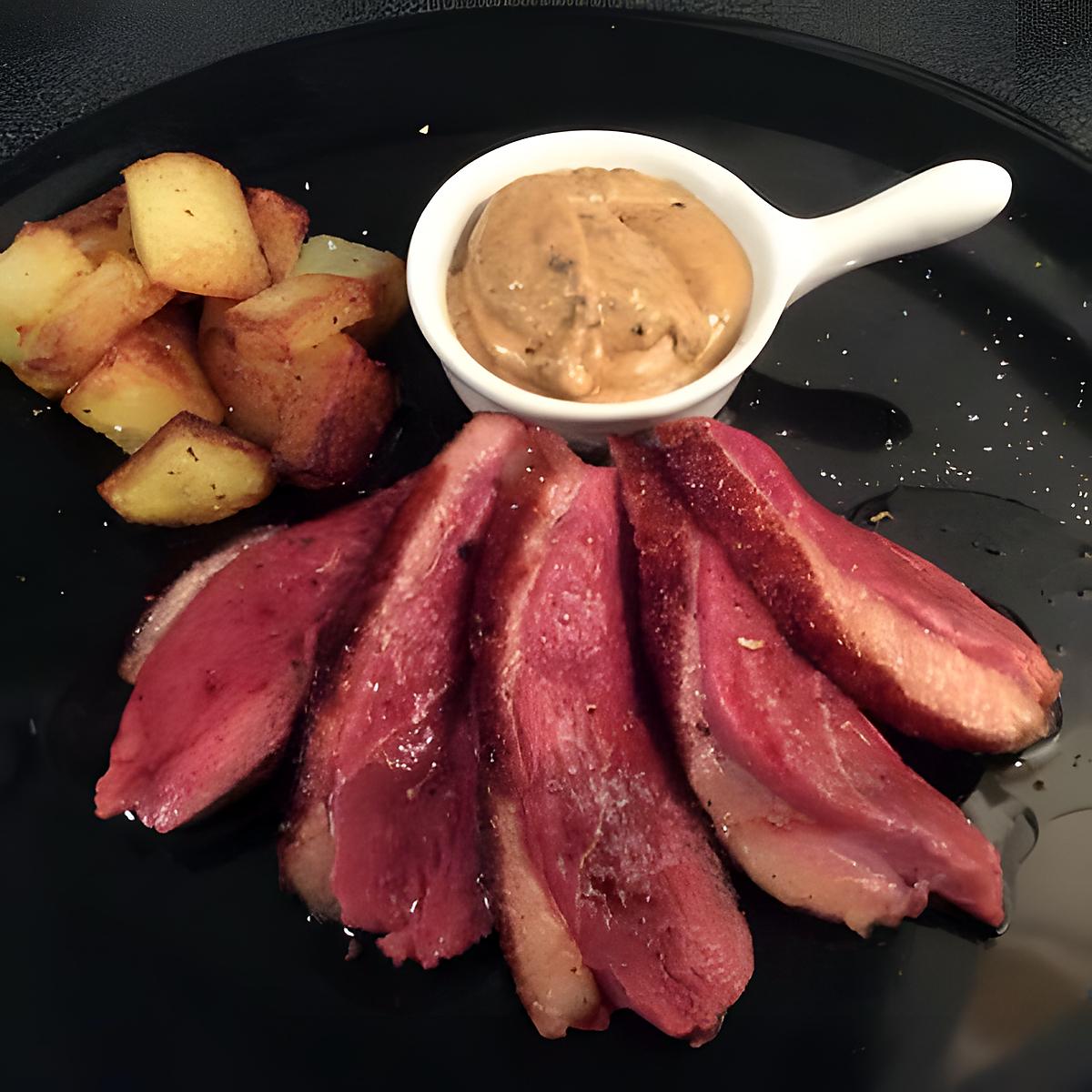 recette magret de canard juste saisi, sauce crémeuse au poivre