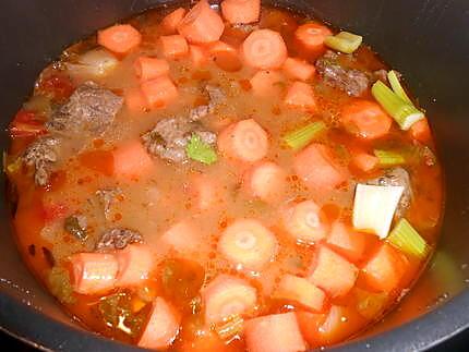 recette BOEUF CAROTTES ET SA  PETITE POLENTA