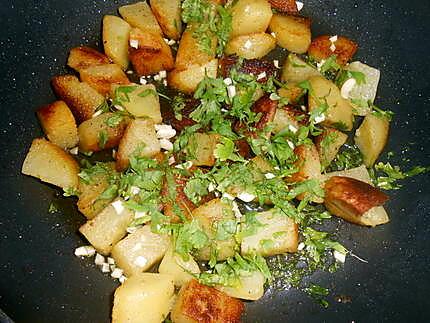 recette AVANTS DE LAPIN BRAISES POMMES DE TERRE PERSILLEES