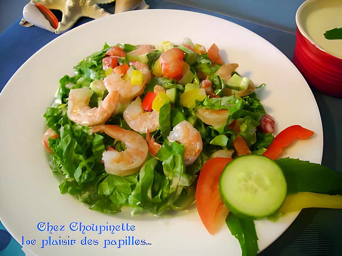 recette ~Salade étagée aux crevettes, vinaigrette crémeuse relevée~ 