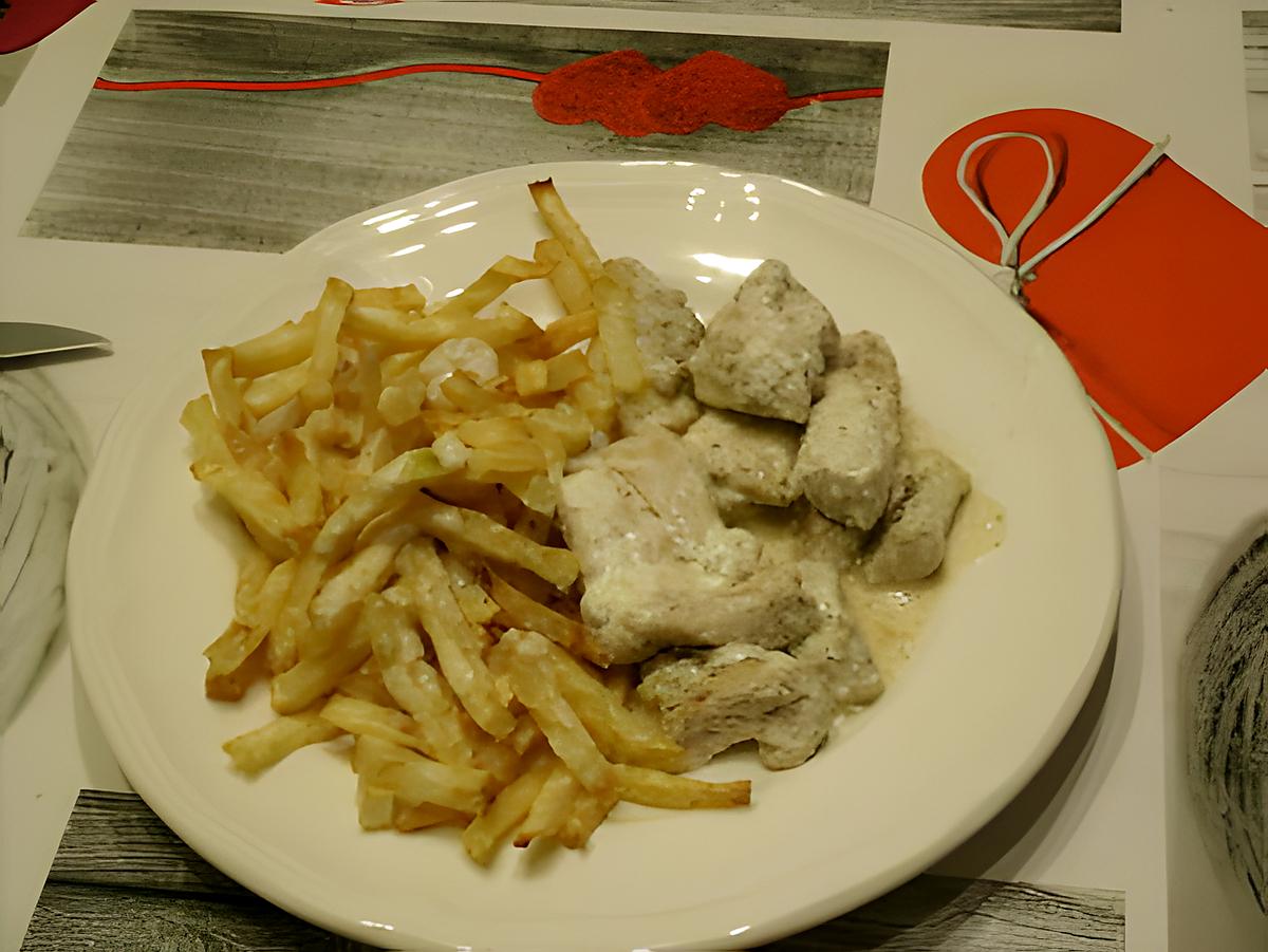 recette Emincé de dinde, sauce à la moutarde avec frites de céleri