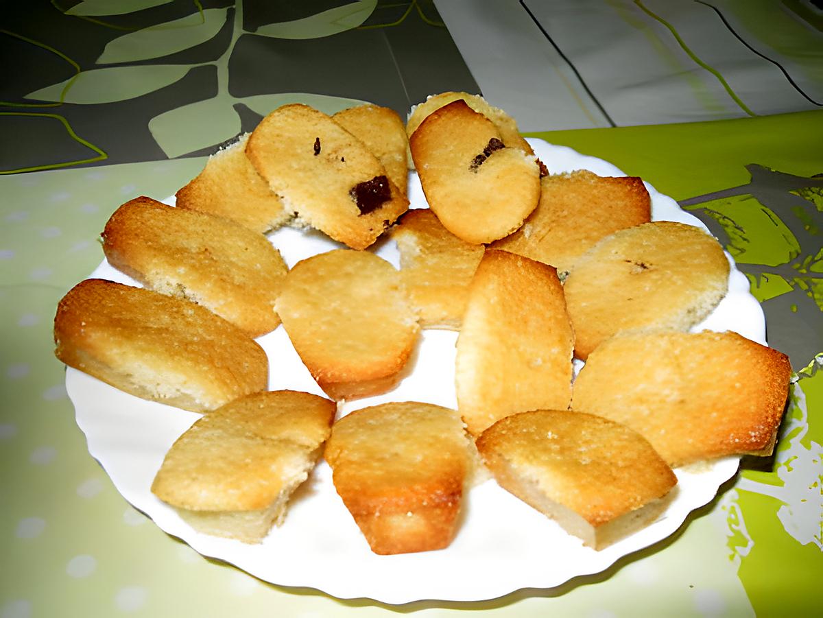 recette Mini-financiers à la poire et au chocolat